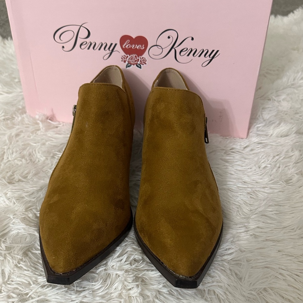 Penny Loves Kenny Microsuede Sync Ankle Boots Size 9 - NWT - Picture 3 of 15